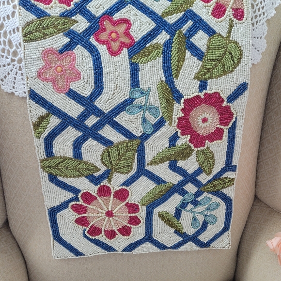 Rare Pier 1 Imports Floral Beaded Table Runner with Floral Pattern 38X13 Inches